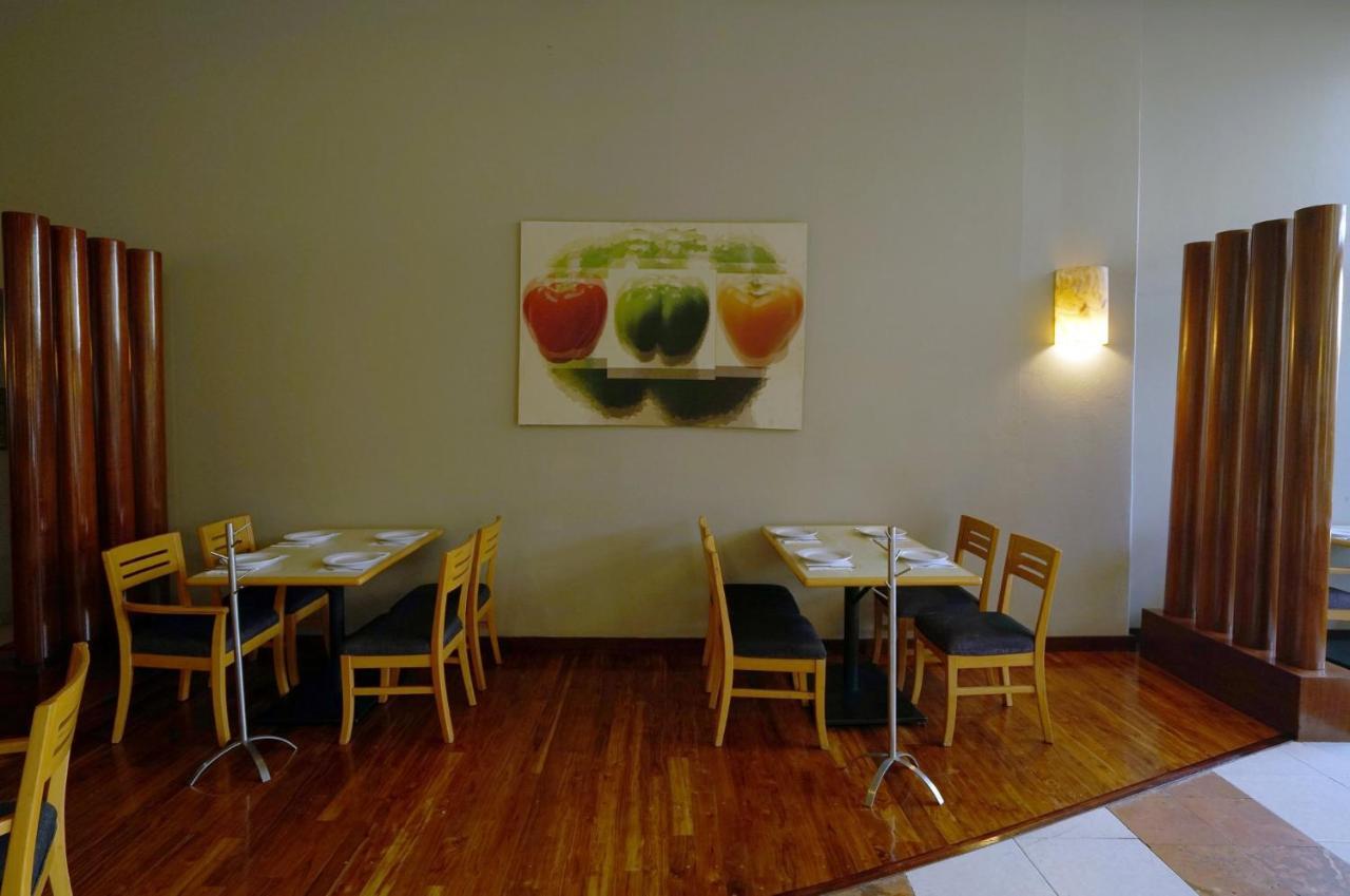 Gamma By Fiesta Americ Xalapa Nubara Εξωτερικό φωτογραφία Interior of the restaurant